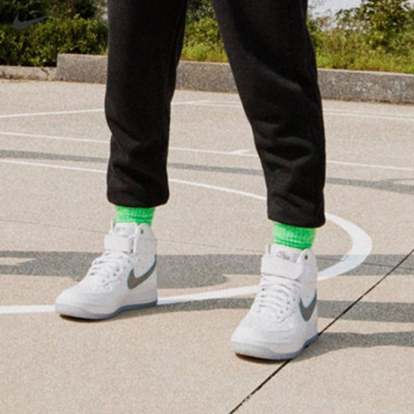 NIKE-AIR-FORCE-1-HI